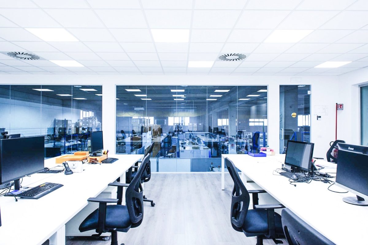 Uffici direzionali su soppalco per Essegi