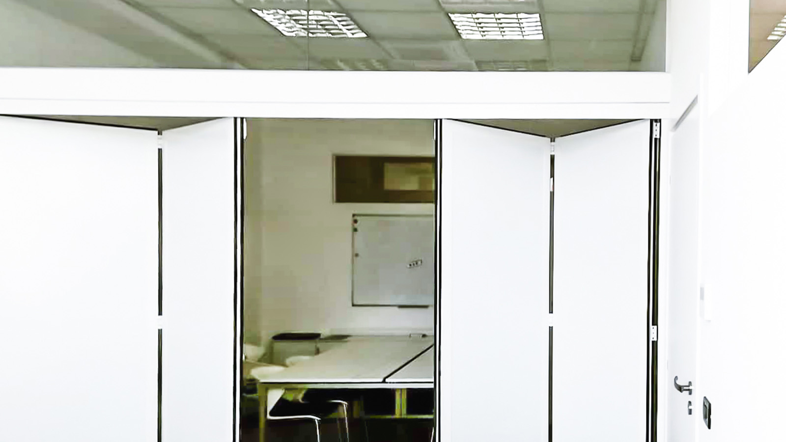 Pareti manovrabili per Language Center