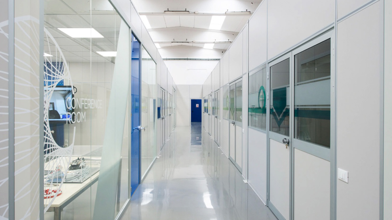 pareti operative e direzionali per MEG Industry