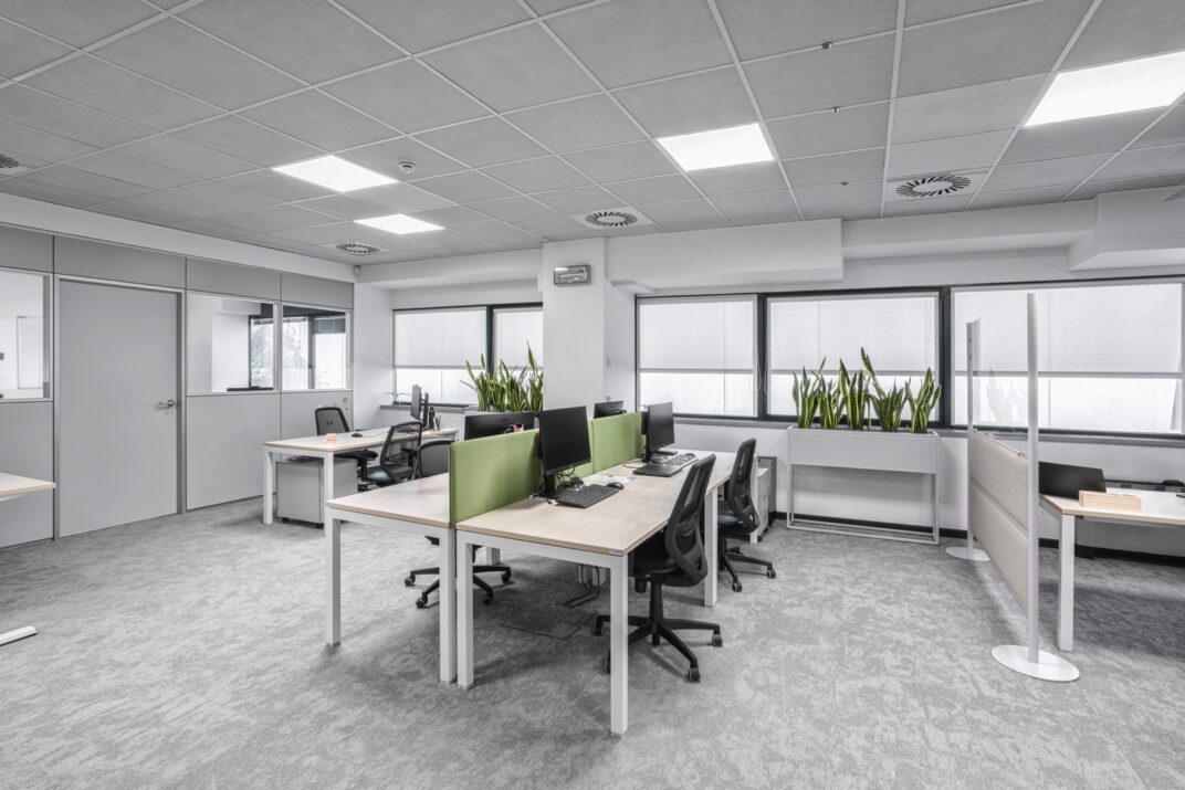 Progetto contract sviluppato per Air Dolomiti, per migliorare il comfort acustico